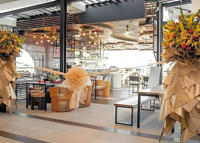Hotel Yello Powered By Cocotel