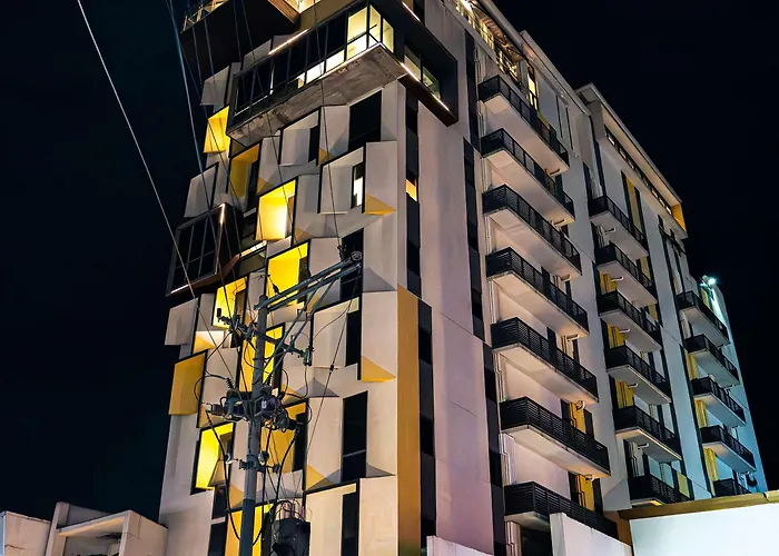 Hotel Yello Powered By Cocotel
